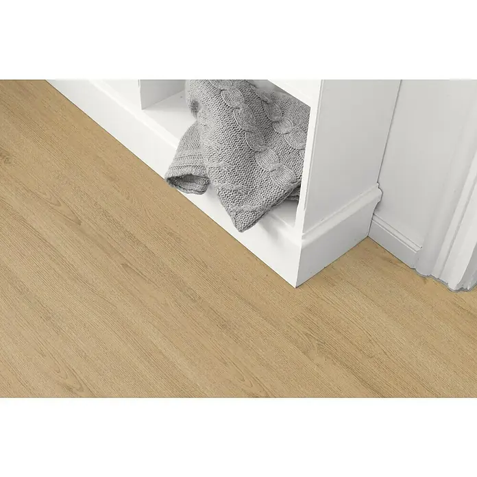 Egger Home Laminat Forres Eiche natur - 1.292 x 193 x 7 mm, Landhausdiele - Stimmungsaufnahme