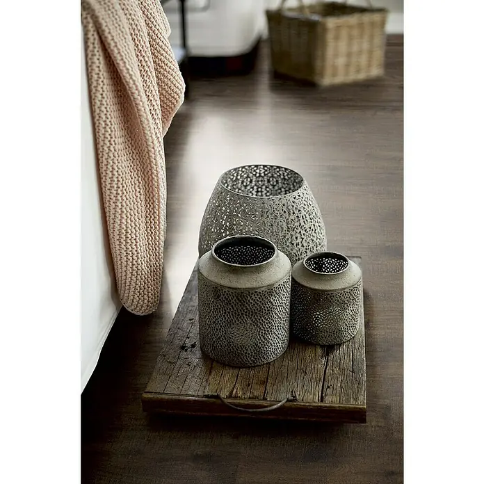 Egger Home Laminat Everett Eiche braun - 1.292 x 193 x 8 mm, Landhausdiele - Stimmungsaufnahme