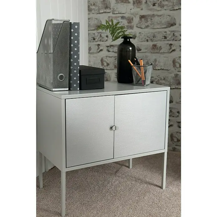 D-c-fix Metalleffektfolie - Silber, Metallic, 150 x 67,5 cm, Selbstklebend - Stimmungsaufnahme