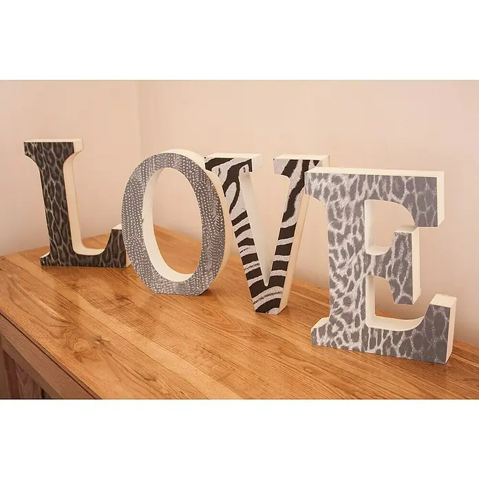 D-c-fix Velvet Edition Wildlife-Dekofolie Pamir - Pamir, Schneeleopard, 120 x 45 cm, Selbstklebend - Stimmungsaufnahme