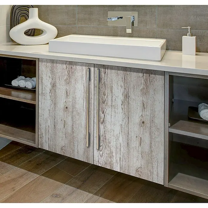 D-c-fix Holzoptikfolie - L x B: 200 x 67,5 cm, Holz, Hellgrau, Selbstklebend - Stimmungsaufnahme