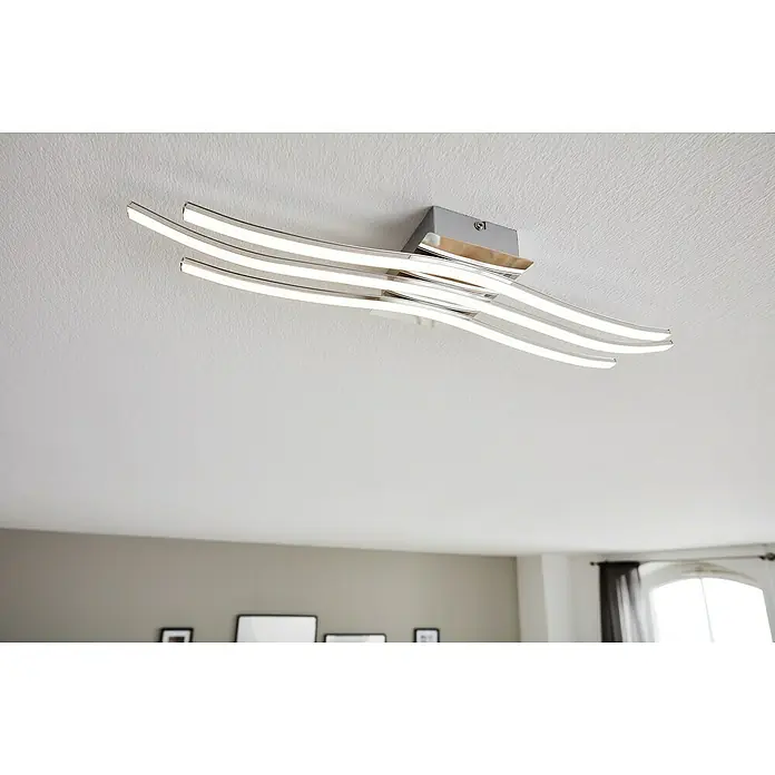 Eglo LED-Wand- & Deckenleuchte Roncade - 26 W, L x B x H: 65 x 13 x 4,5 cm, Chrom, Warmweiß - Stimmungsaufnahme