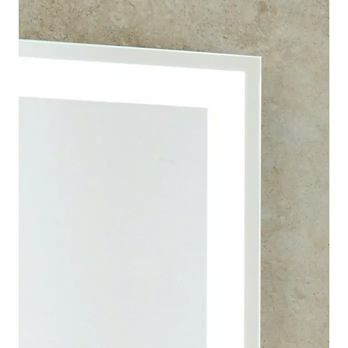 Camargue Stella LED-Lichtspiegel - 90 x 60 cm, Mit Kippschalter, Mit eckigen Kanten - Nahaufnahme eines modernen, beleuchteten Badezimmerspiegels mit klaren Linien und einem hellen Rahmen.