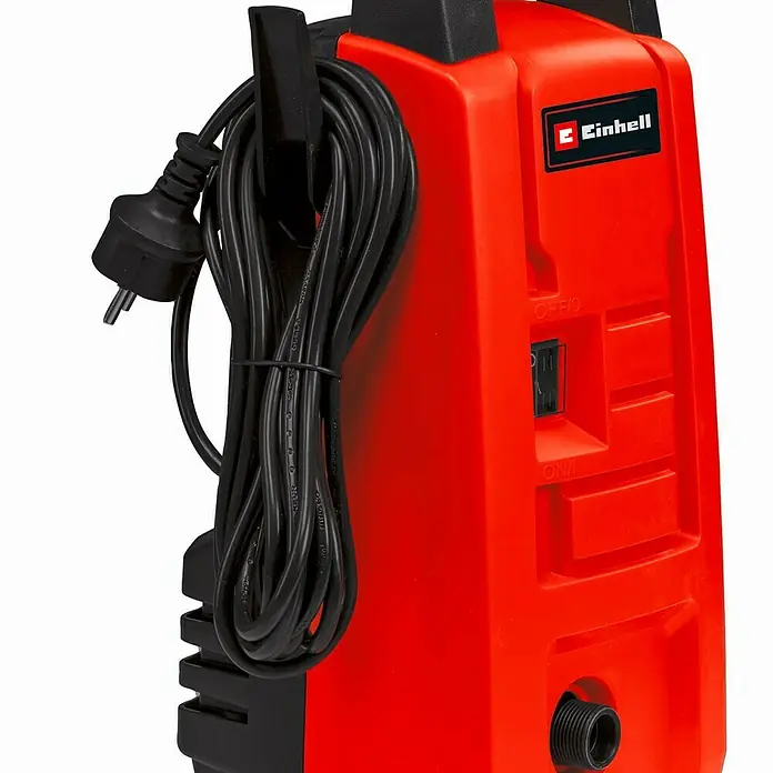 Einhell Classic Hidrolimpiadora de alta presión TC-HP90 - 1.200 W, Presión máx.: 90 bar, Capacidad de bombeo: 372 l/h - Primer plano de una hidrolimpiadora Einhell roja con cable de alimentación negro, ideal para tareas de limpieza exterior.