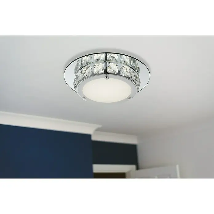 Globo LED-Deckenleuchte Margo - 12 W, Chrom, Neutralweiß - Die Deckenleuchte mit ihrem verchromten Design und den dekorativen Kristallelementen strahlt Eleganz und modernes Flair aus.