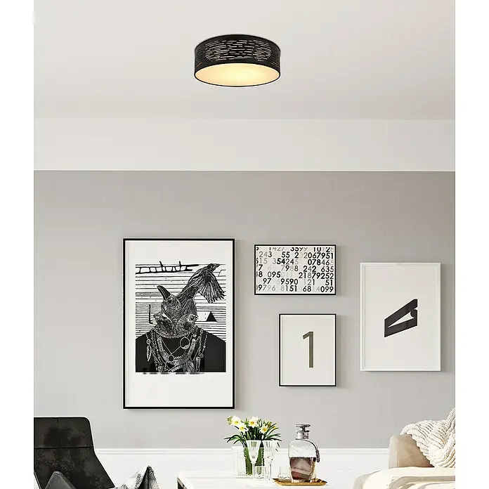 Globo LED-Deckenleuchte rund Tunno - Ø x H: 380 mm x 13 cm, Schwarz/Gold - Eine stilvolle Deckenleuchte in Schwarz und Weiß, die ein warmes, einladendes Licht in diesem modern eingerichteten Raum verbreitet.