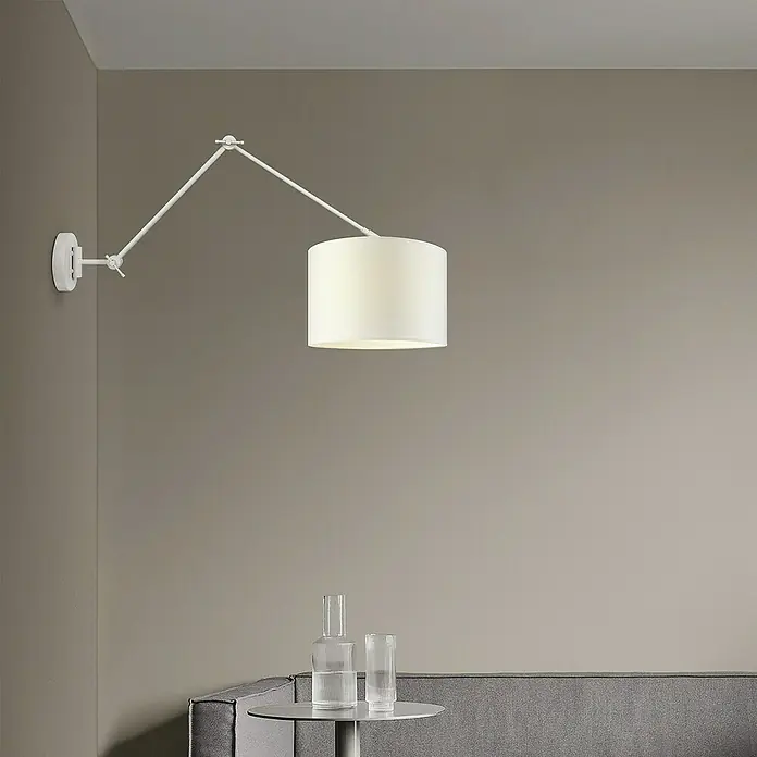 Home Sweet Home Wandleuchte Shift - 40 W, Weiß, E27 - Eine moderne, weiße Wandleuchte mit schwenkbarem Arm und zylindrischem Lampenschirm, die ein elegantes Ambiente in jedem Raum schafft.