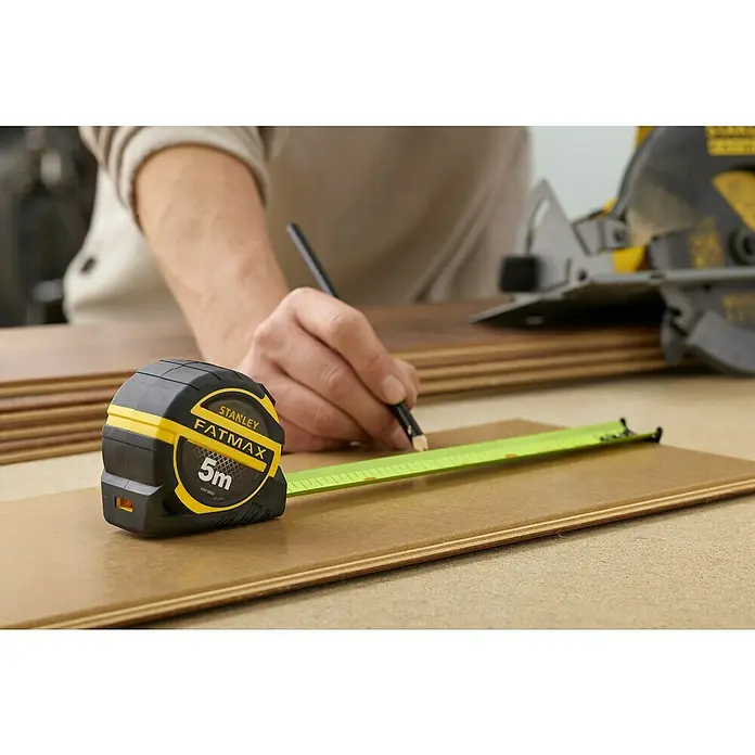 Stanley FatMax Rolmaat XTHT0-36003 - Lengte rolmaat: 5 m - Toepassingsvoorbeeld