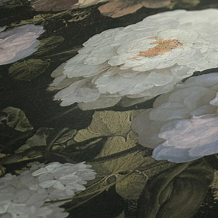 AS Creation History of Arts Vliesbehang - Roze/Wit/Groen, Gebloemd, 10,05 x 0,53 m - Close-up van weelderige witte bloesems met delicate details, die de elegantie van bloemdessins benadrukken.