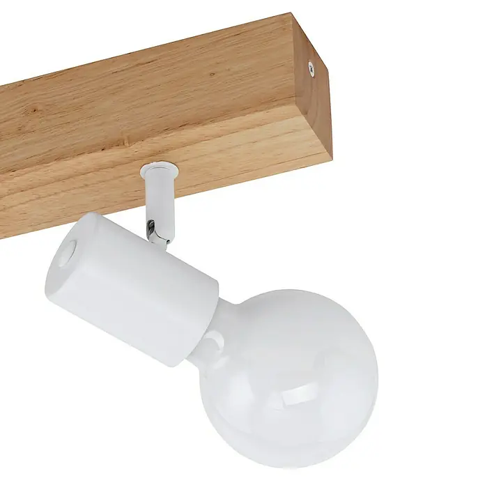 Eglo Townshend 3 Deckenstrahler - 120 W, Braun, E27 - Nahaufnahme einer weißen Lampe, befestigt an einem Holzbrett. Das moderne Design verleiht jedem Raum eine elegante Note.