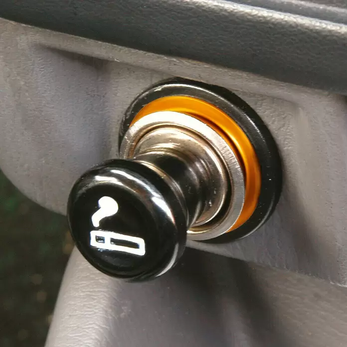 Carpoint Sigarettenaansteker Plug met verlichting - 12 V - Sfeeropname