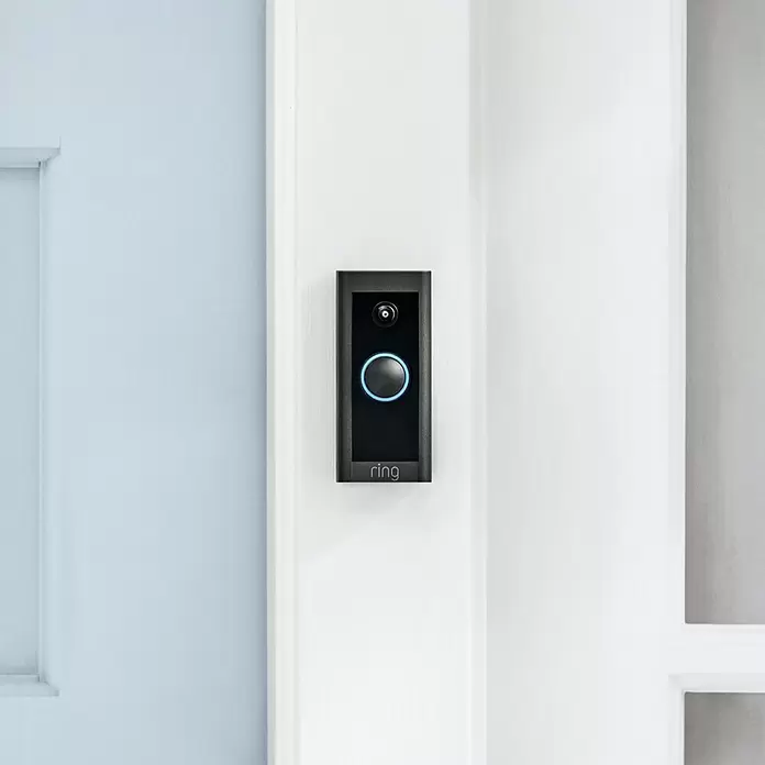 Ring Türklingel mit Kamera Doorbell Wired - 1.920 x 1.080 Pixel (Full HD), Schwarz - Stimmungsaufnahme