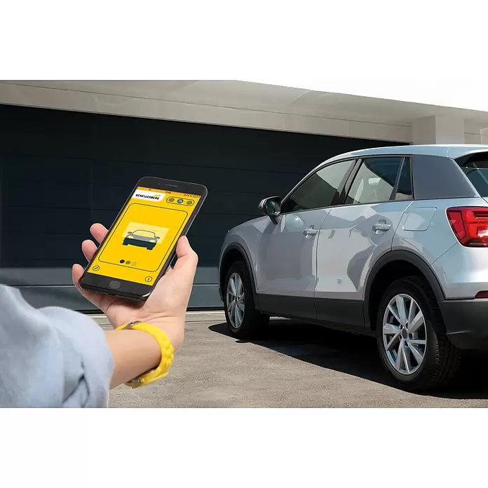 Schellenberg Smartphone-Garagentoröffner mit LED - Passend für: Schellenberg Garagen- und Außentorantriebe, Hörmann Garagentorantriebe Ecostar Liftronic 500/700/800, Chamberlain Garagentorantriebe ML510EV/ML700EV/ML1000EV, Interne Stromversorgung - Stimmungsaufnahme