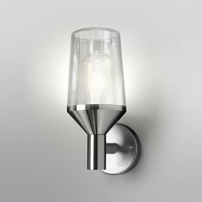 Ledvance LED-Außenwandleuchte - 161 x 12 x 290 cm, Edelstahl, IP44 - Stimmungsaufnahme