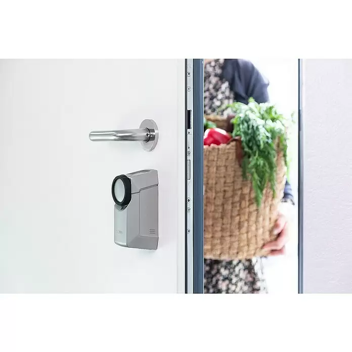 Abus HomeTec Pro Funkfernbedienung CFF3100 - Passend für: Abus HomeTec Pro Funk-Türschlossantrieb CFA3100 - Stimmungsaufnahme