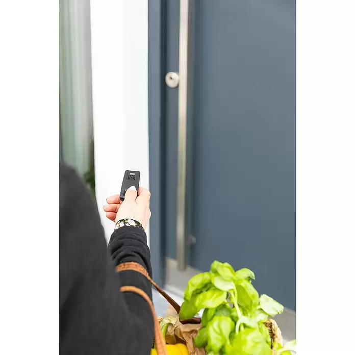 Abus HomeTec Pro Funkfernbedienung CFF3100 - Passend für: Abus HomeTec Pro Funk-Türschlossantrieb CFA3100 - Stimmungsaufnahme