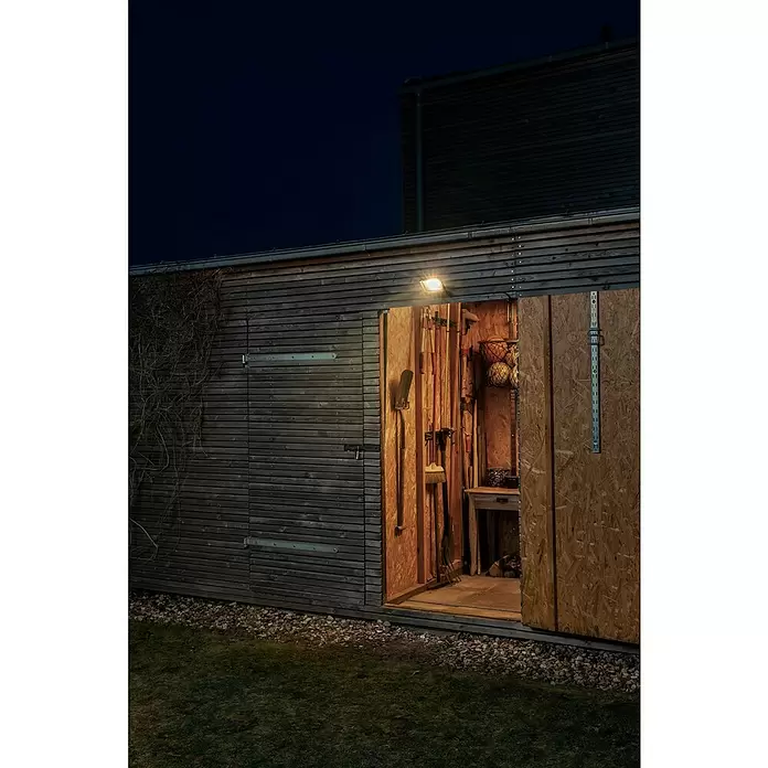 Ledvance LED reflektor Endura Flood - Antracit, 20 W, IP65 - Proizvod u upotrebi