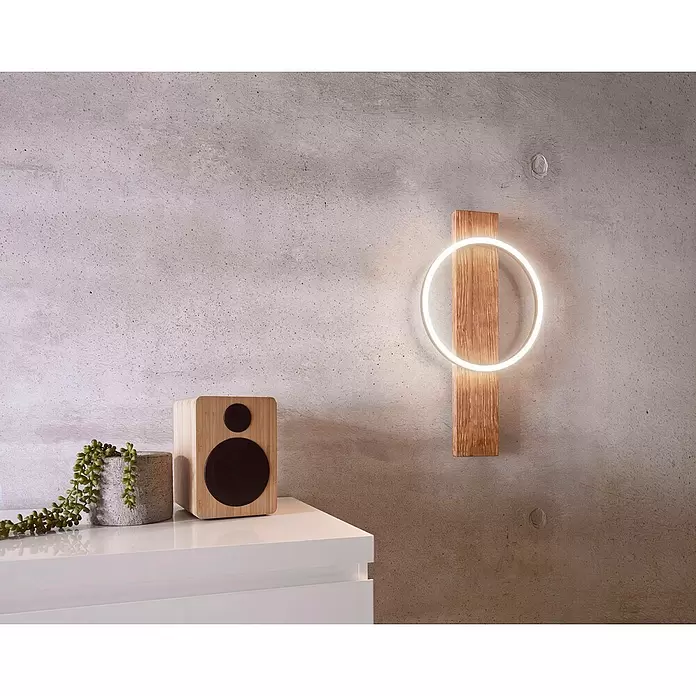 Eglo LED-Wandleuchte Boyal - 12 W, Holz/Klar, Warmweiß - Stimmungsaufnahme