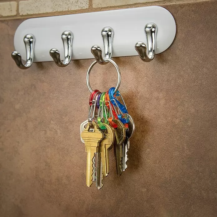 Nite Ize Mosquetón KeyRing S-Biner - L x An: 57 x 14 mm, Acero inoxidable - Producto en uso