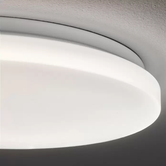 Eglo LED-Deckenleuchte rund Pogliola - 18 W, Ø x H: 310 x 55 mm, Weiß, Warmweiß - Detailaufnahme