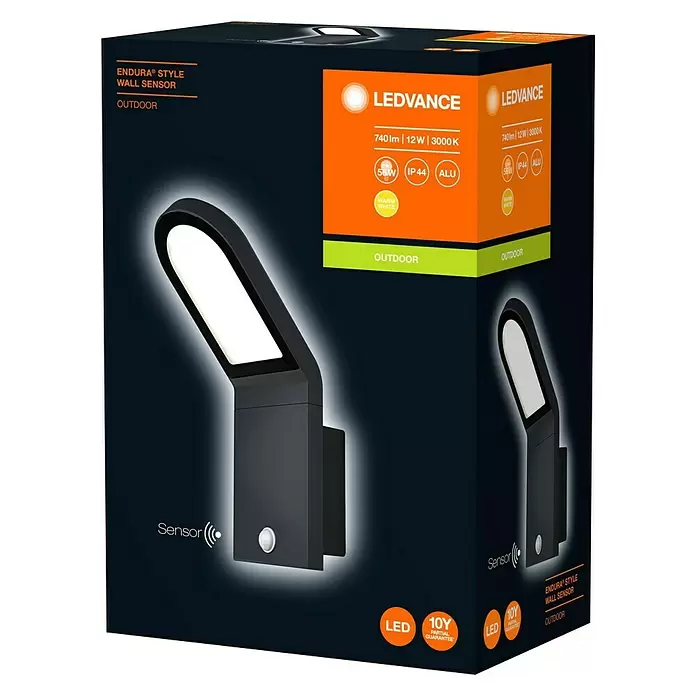 Ledvance LED-Sensor-Außenwandleuchte Wall - 12 W, L x B x H: 16,8 x 10 x 27,3 cm, Warmweiß - Diagonale Ansicht