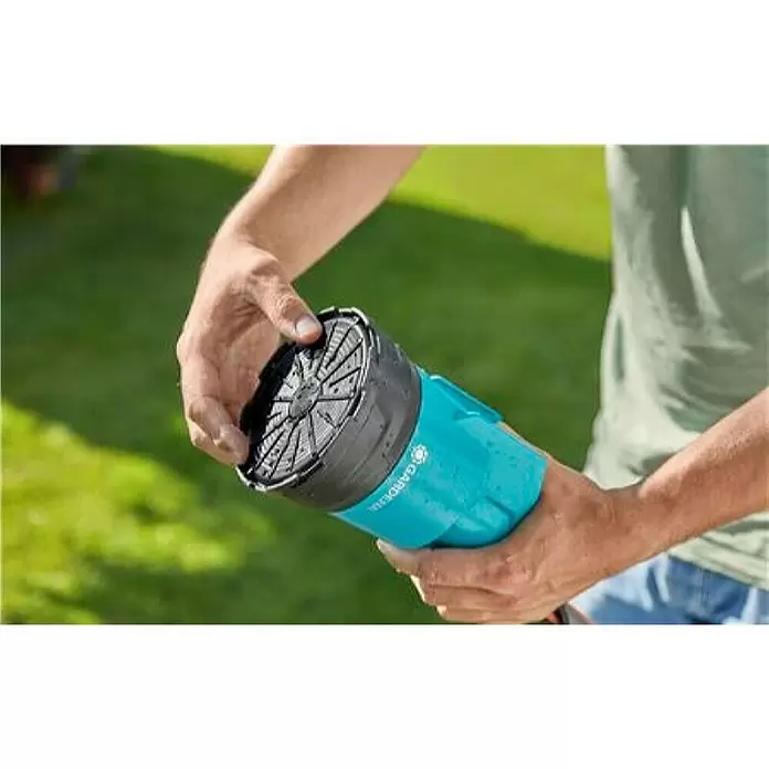 Gardena Potopna pumpa P4A Solo - Maksimalni protok: 2.000 l/h - Proizvod u upotrebi