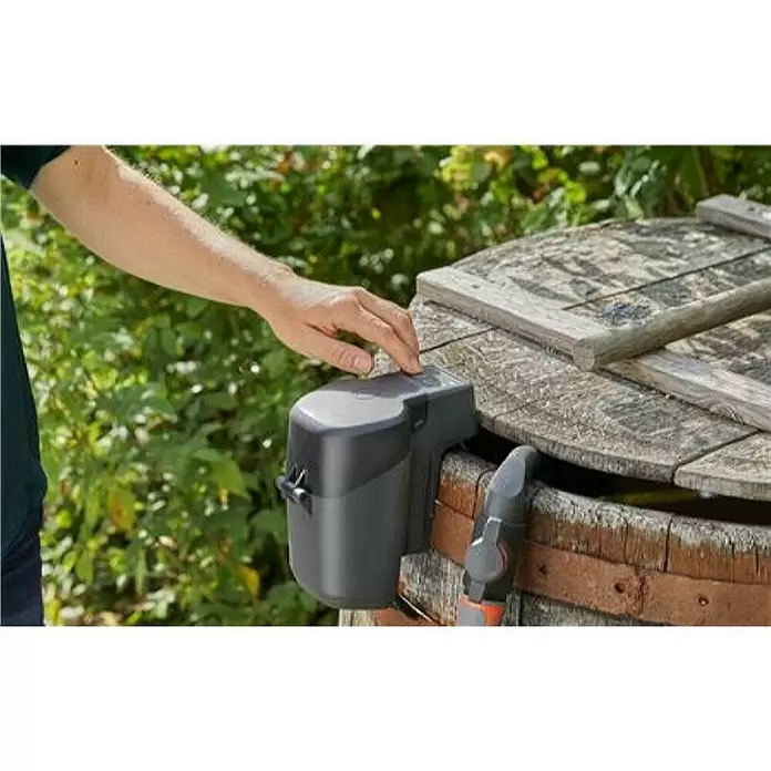 Gardena Potopna pumpa P4A Solo - Maksimalni protok: 2.000 l/h - Proizvod u upotrebi