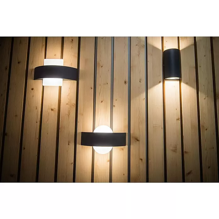 Ledvance LED-Außenwandleuchte Shield eckig - 11 W, 6 x 24 x 14,2 cm, IP44 - Stimmungsaufnahme