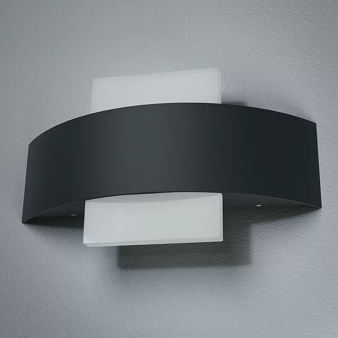 Ledvance LED-Außenwandleuchte Shield eckig - 11 W, 6 x 24 x 14,2 cm, IP44 - Stimmungsaufnahme