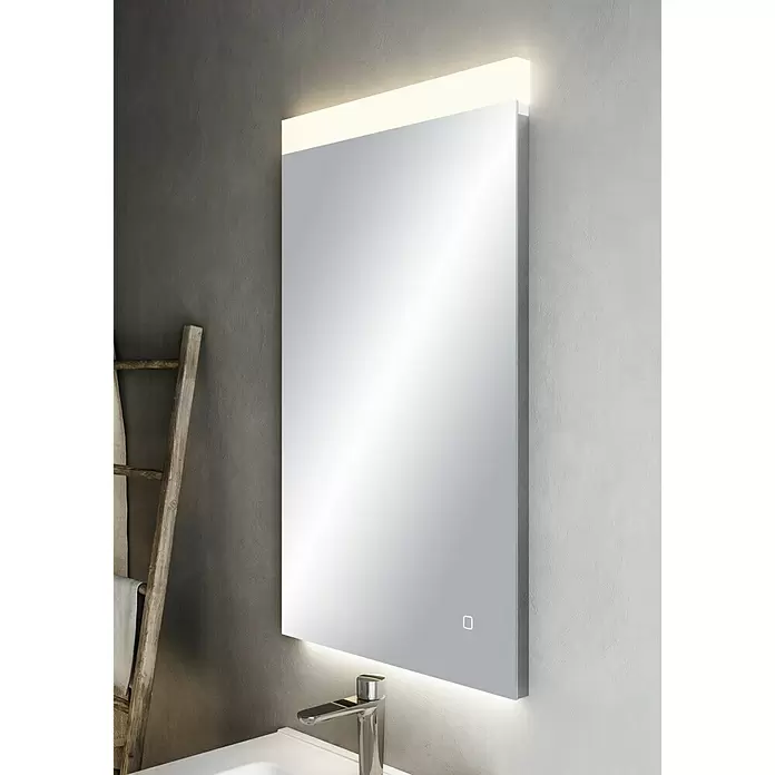Riva Pull LED-Lichtspiegel - 55 x 90 cm, Sensorschalter - Anwendungsbeispiel
