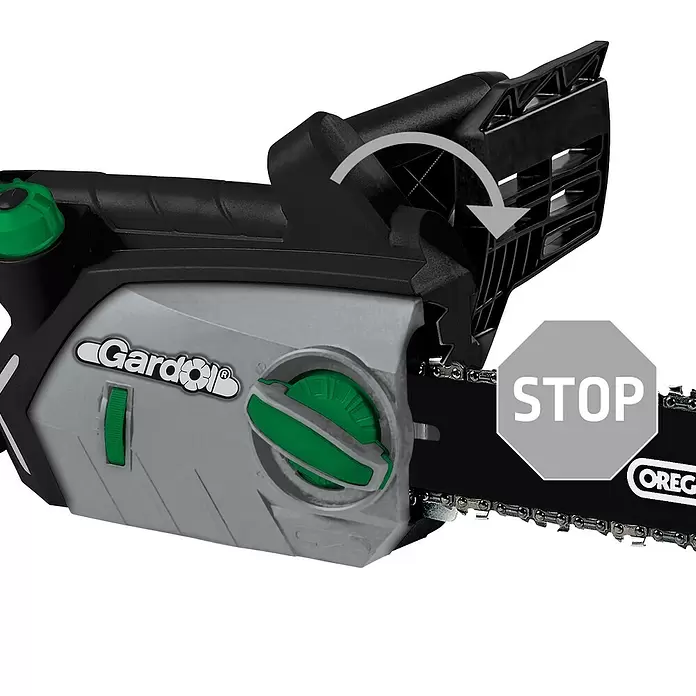 Gardol Elektro-Kettensäge GEK-E 2240 - Mit 2. Kette, Leistung: 2.200 W - Anwendungsbeispiel