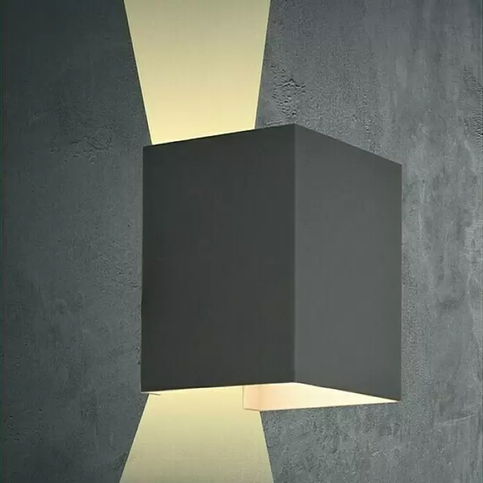 Starlux Vanjska zidna LED svjetiljka Umea XXL - 9 W, 12 x 12 x 16 cm, Antracit, IP54 - Proizvod u upotrebi