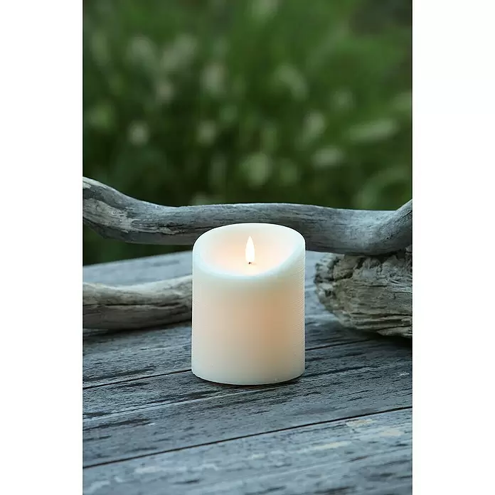 LED-Outdoor-Kerze Elephant - Ø x H: 10 x 12 cm, Creme, Echtwachs - Stimmungsaufnahme