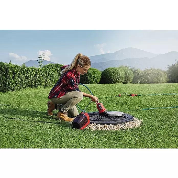 Einhell Power X-Change Akku-Klarwasserpumpe GE-PP 18 RB LI SOLO - 18 V, Ohne Akku, Max. Fördermenge: 3.000 l/h - Anwendungsbeispiel
