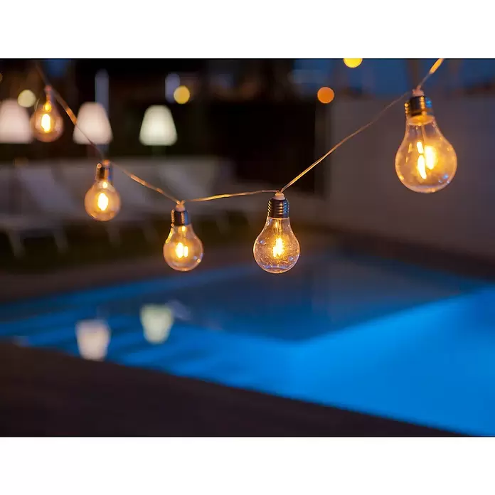New Garden Guirnalda luminosa solar Stella - IP44, 10 luces, Largo: 4,5 m - Producto en uso
