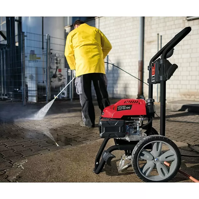 Scheppach Hochdruckreiniger HCP2600 - Motorbetrieben, Durchflussmenge: 522 l/h, Max. Druck: 200 bar - Anwendungsbeispiel