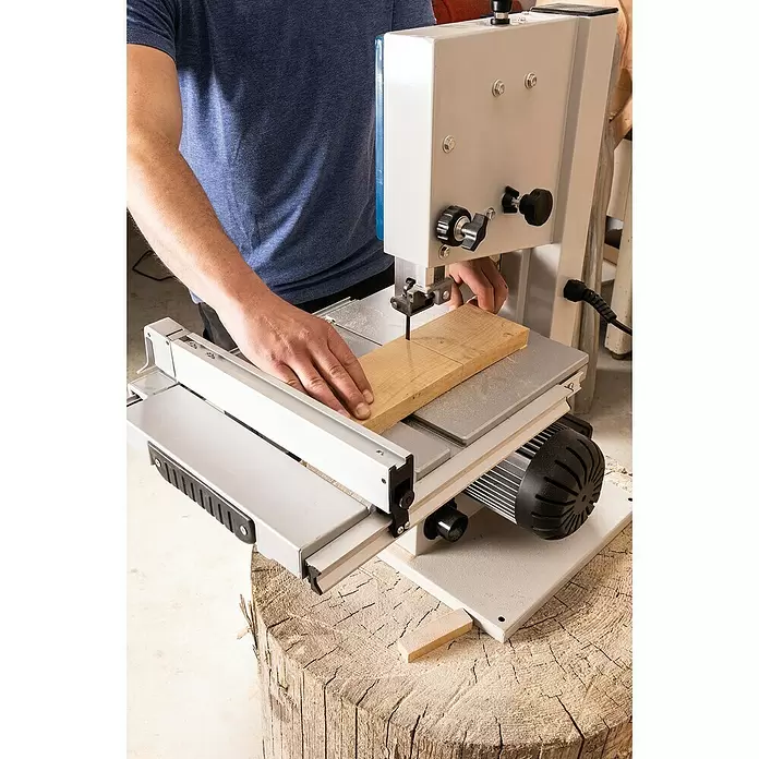 Scheppach Bandsäge HBS30 - 350 W, Durchlasshöhe: 80 mm, Durchlassbreite: 200 mm - Anwendungsbeispiel