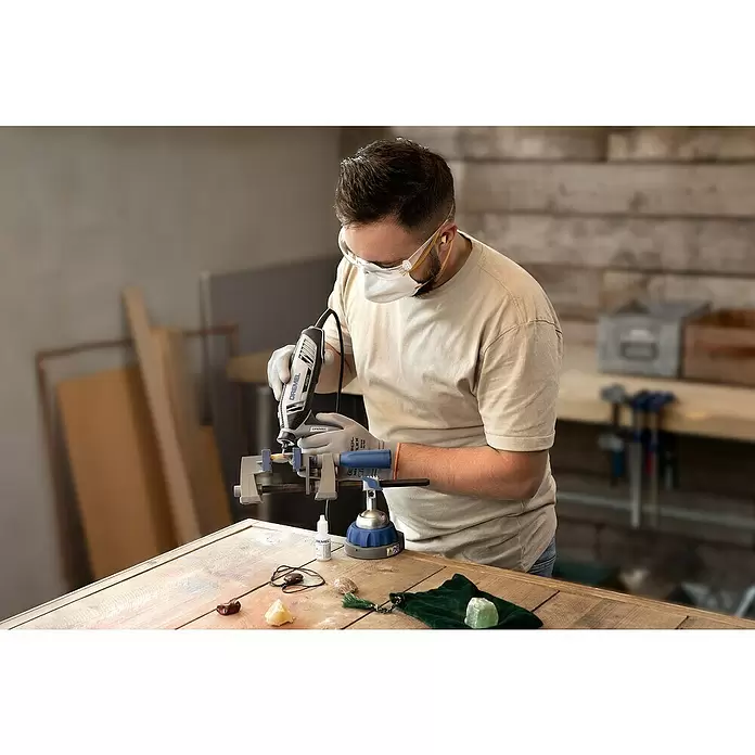 Dremel Višenamjenski alat - 175 W, Pribor: 35-dij. - Proizvod u upotrebi