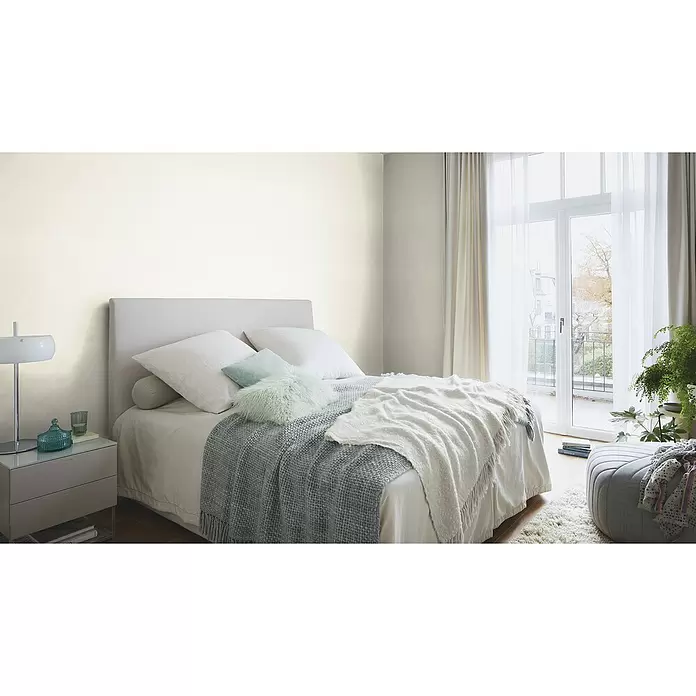 Rasch Vliestapete - Hellbeige, Uni, 10,05 x 0,53 m - Stimmungsaufnahme
