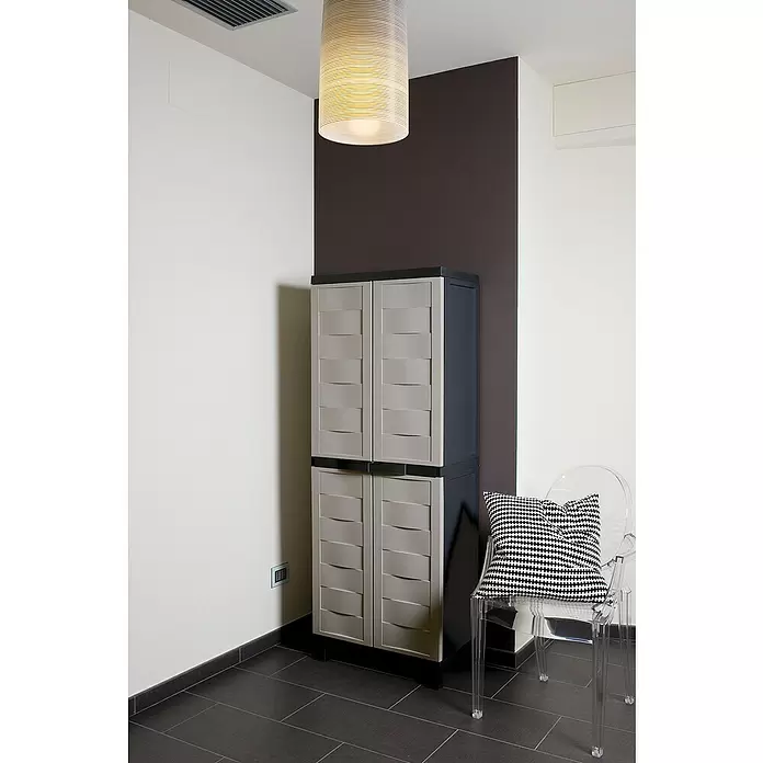Kunststoffschrank - L x B x H: 65 x 37 x 173 cm, Traglast: 20 kg/Boden - Stimmungsaufnahme