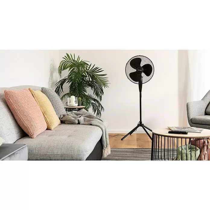 PR Klima Ventilador de pie Acapulco - Negro, Diámetro: 40 cm, 50 W, 2.427 m³/h - Foto ambiente