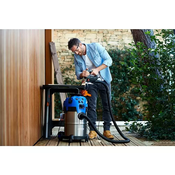 Nilfisk Nass-Trockensauger Multi II 30 T Inox VSC - 1.400 W, Behältervolumen: 30 l - Anwendungsbeispiel