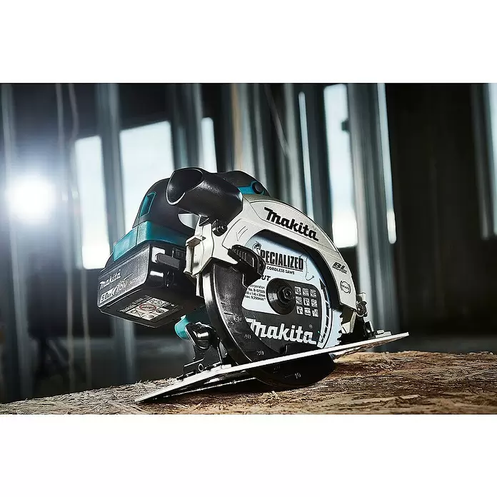 Makita Akku-Handkreissäge DHS660Z - 18 V, Ohne Akku, Leerlaufdrehzahl: 0 U/min - 5.000 U/min - Stimmungsaufnahme