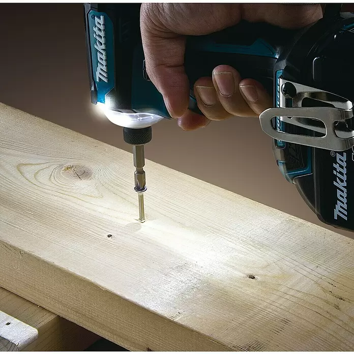 Makita Akku-Schlagschrauber DTD17 1Z - 18 V, Ohne Akku, Leerlaufdrehzahl: 0 U/min - 3.600 U/min - Anwendungsbeispiel