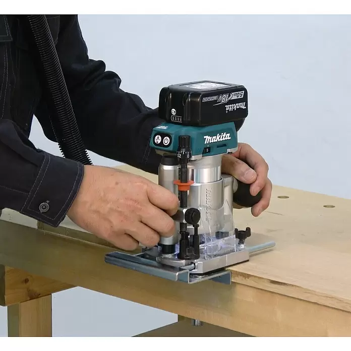 Makita Multifunctionele accufrees DRT50ZJX2 - 18 V, Excl. accu, Onbelast toerental: 10.000 tpm - 30.000 tpm - Toepassingsvoorbeeld