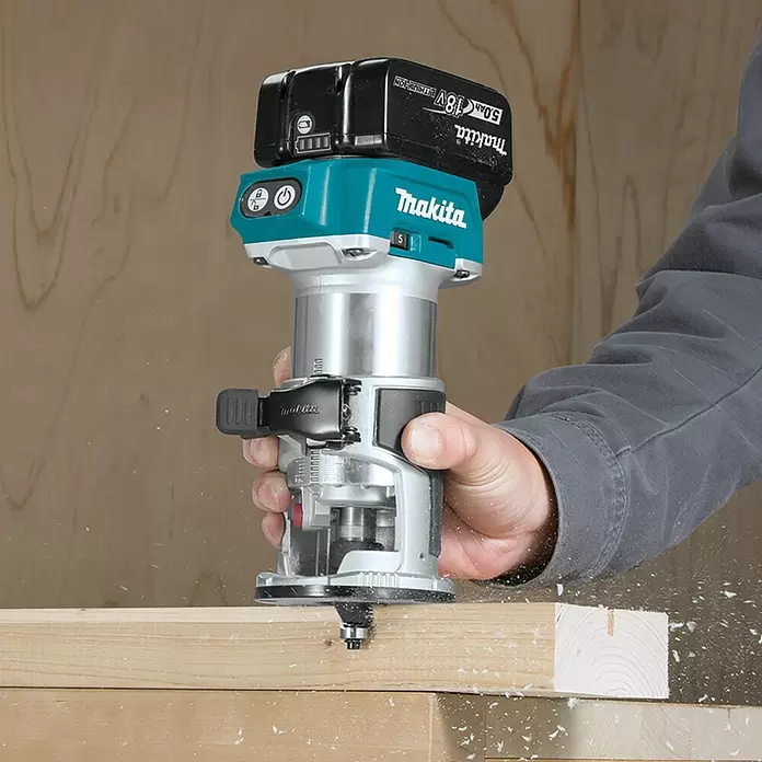 Makita Akku-Multifunktionsfräse DRT50Z - 18 V, Ohne Akku, Leerlaufdrehzahl: 10.000 U/min - 30.000 U/min - Anwendungsbeispiel