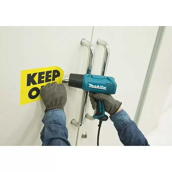 Makita Heißluftgebläse HG5030K - 1.600 W, Temperaturbereich: 350 °C - 500 °C - Anwendungsbeispiel