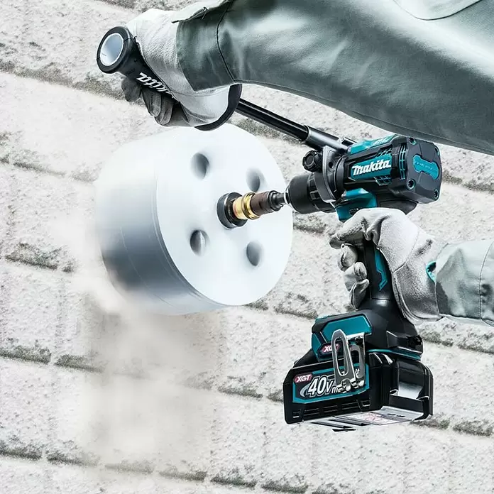 Makita XGT 40 V max. Akku-Bohrschrauber DF001GZ - 18 V, Ohne Akku, Leerlaufdrehzahl: 0 U/min - 2.600 U/min - Anwendungsbeispiel