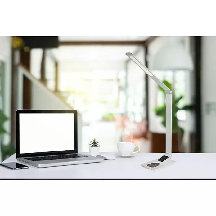 Globo LED-Tischleuchte Janine - 7 W, L x B x H: 66 x 12 x 81,5 cm, Silber, Kaltweiß - Anwendungsbeispiel