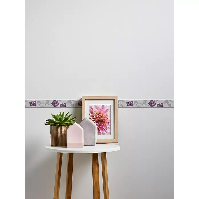 AS Creation Tapetenborte Stick Ups Blume - Lila, 5 x 0,05 m - Stimmungsaufnahme